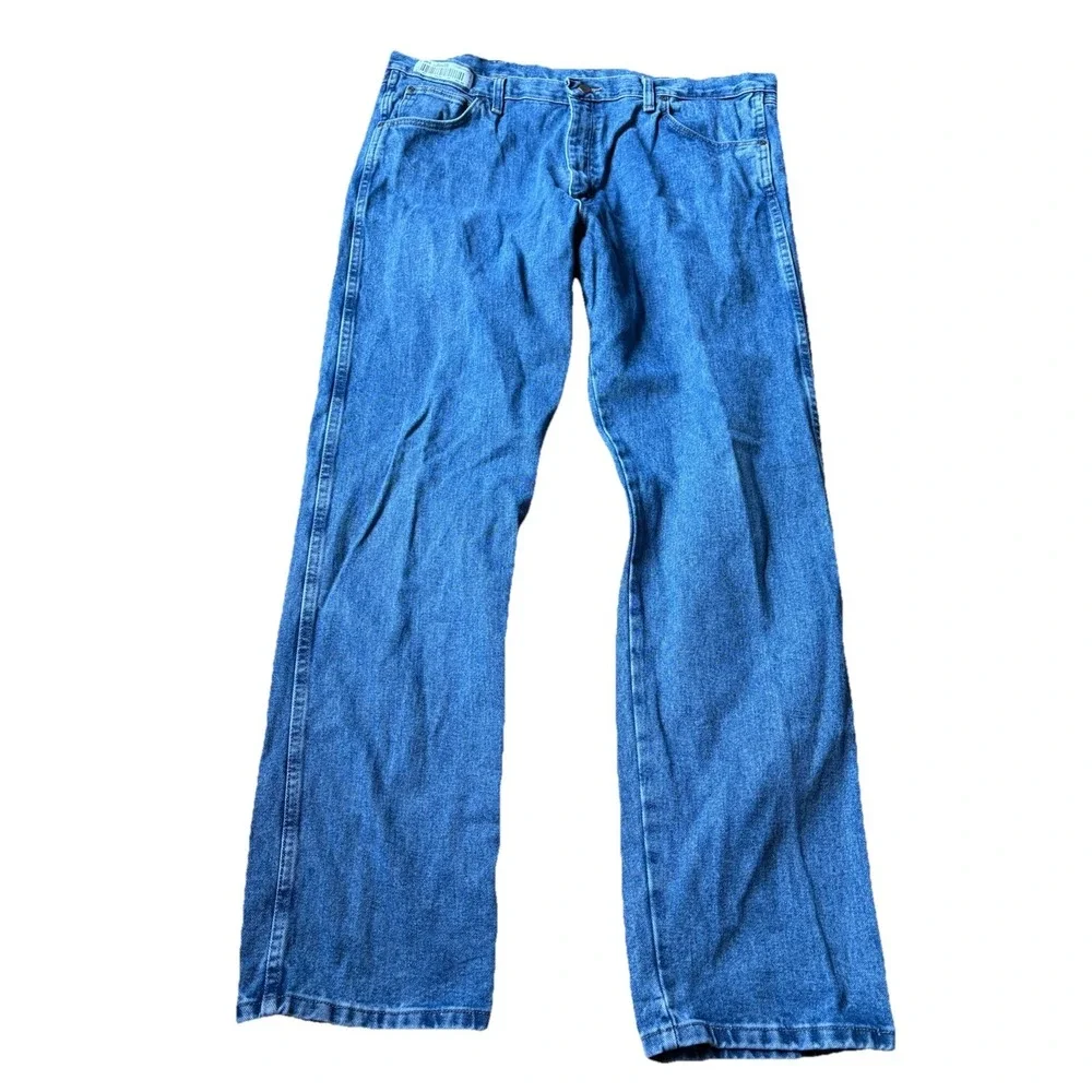 Wrangler Rugged Wear‎ Men's Blue Denim Jeans Size 40x34 Straight Leg
